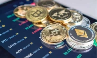 Crypto News: Bitcoin's Dip and Trump's Ties